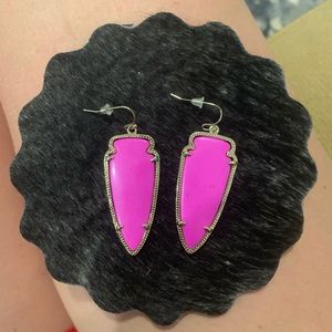 Kendra Scott Pink Arrowhead earrings